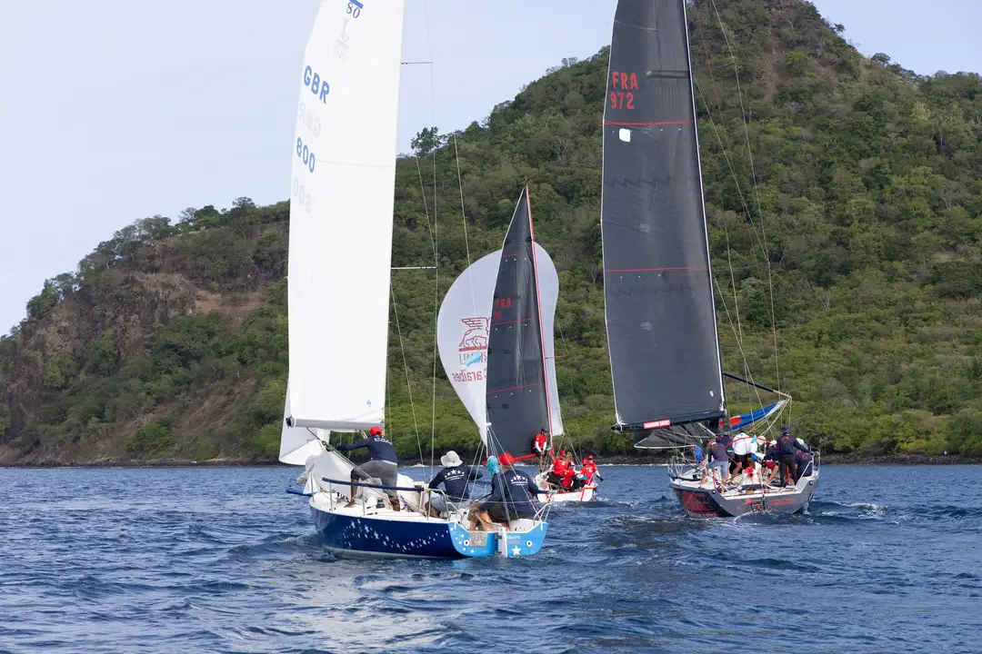best-time-grenada sailing tours